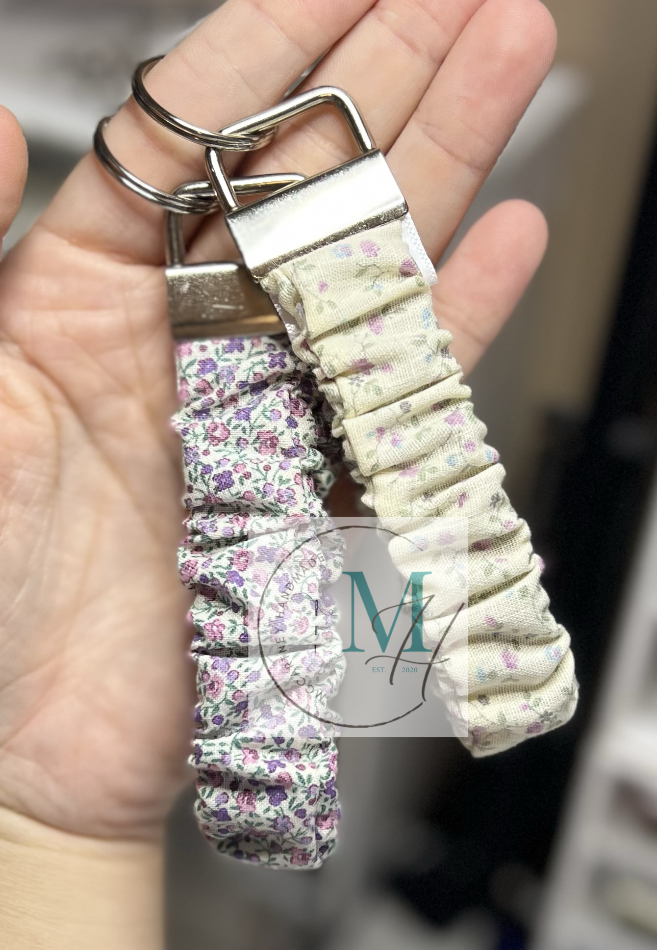 Micro Floral Wristlet